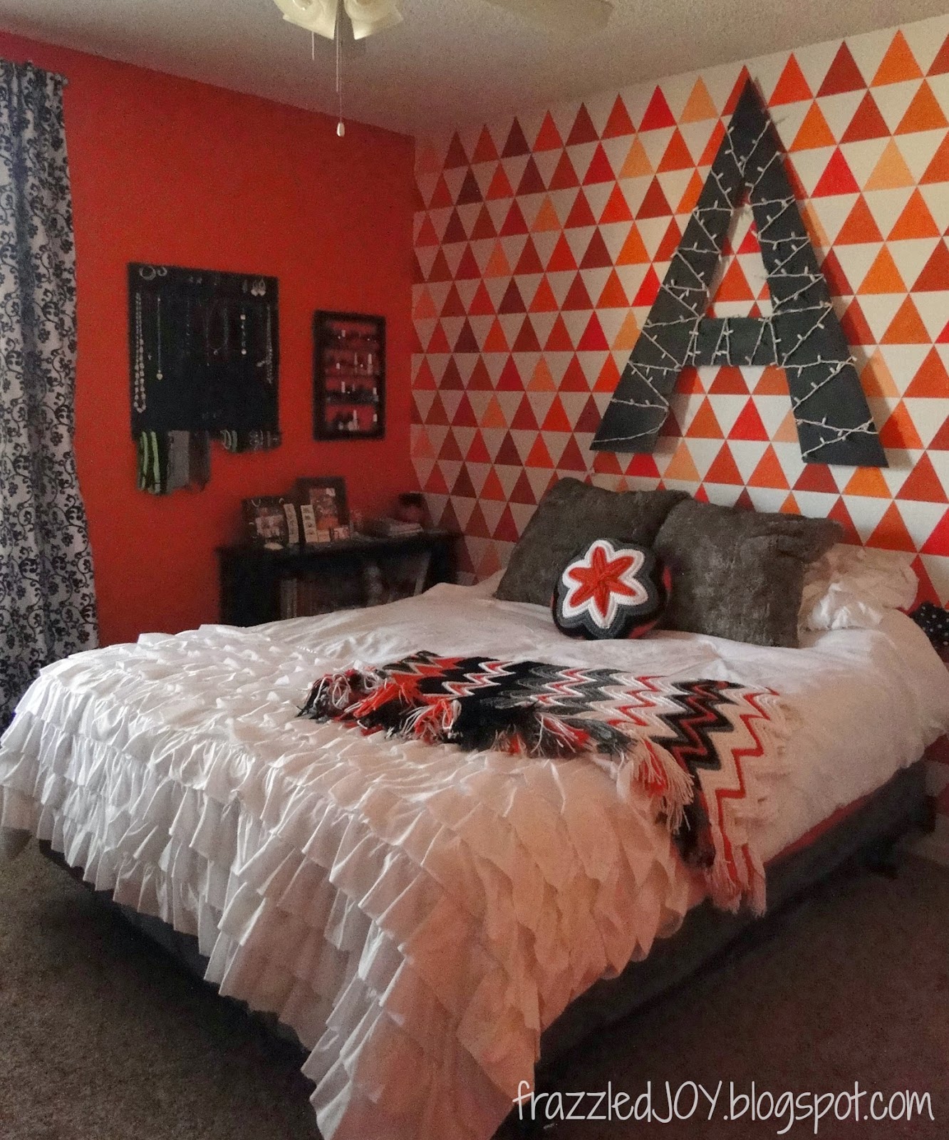 Bright and Fun Teen Girls Room Reveal