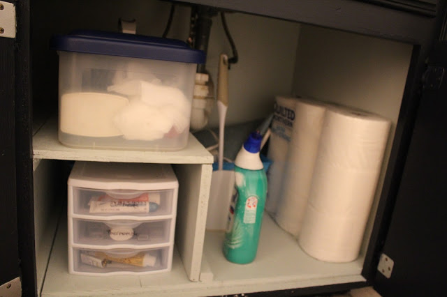 under cabinet storage and organization for the bathroom