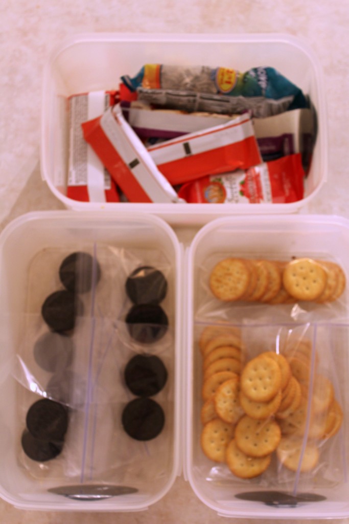 Making bags of lunch ingredients ahead of time will save loads of time each school day!