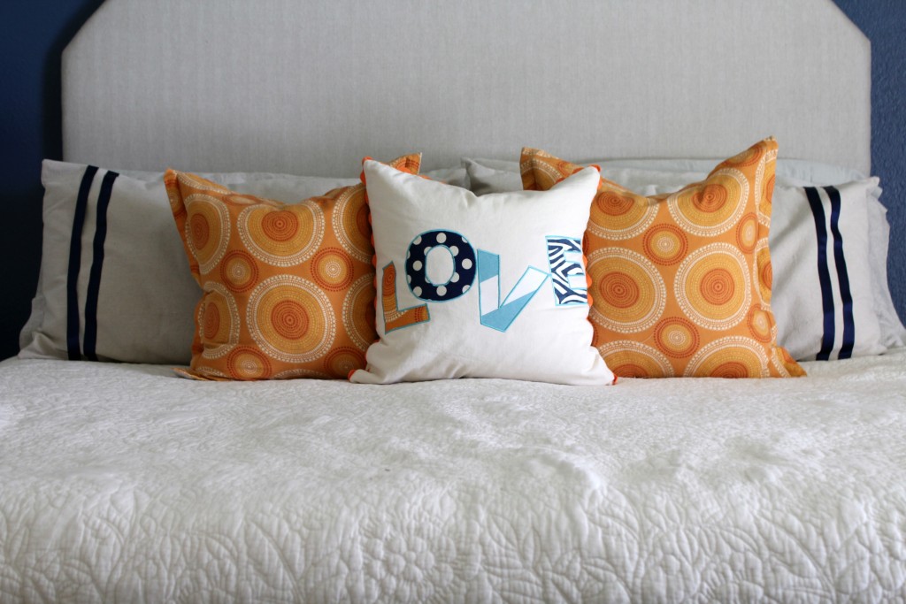 orange-pillows-for-fall