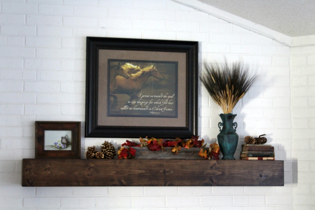 simple-fall-mantel