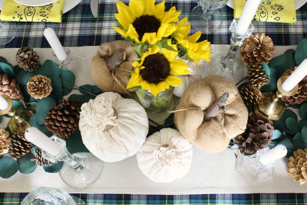 thanksgiving-tablescape-overhead-center