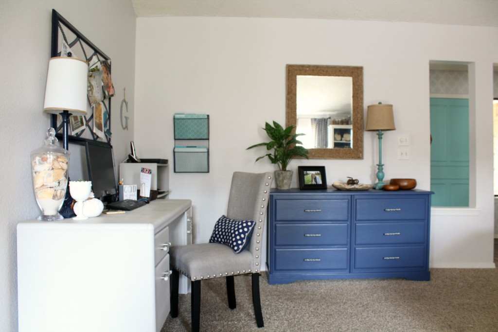 corner-office-credenza-and-front-door