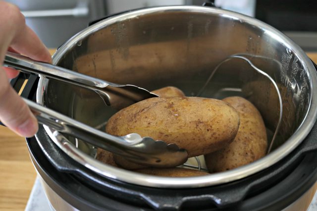 Instant pot baked potatoes