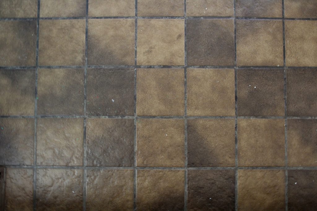 Entryway tile floor before