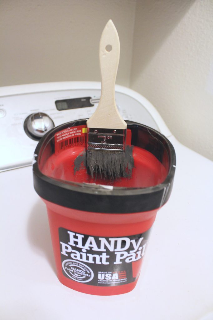 Handy Paint Pail