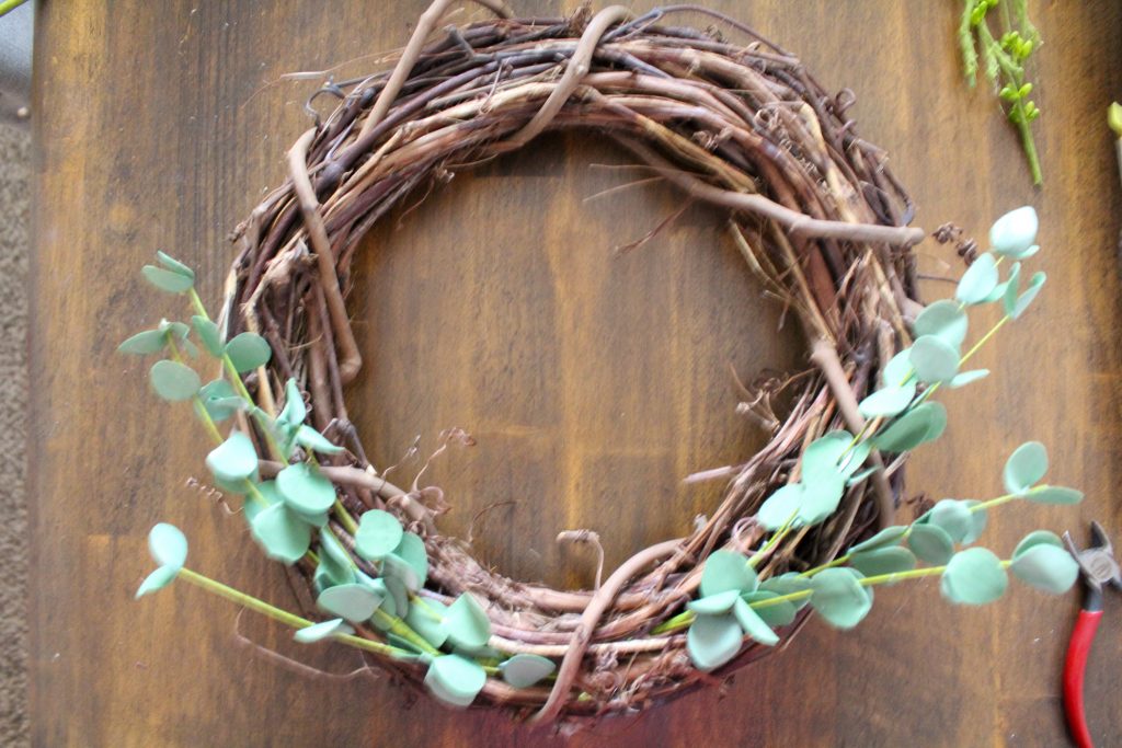 DIY Spring Grapevine Wreath