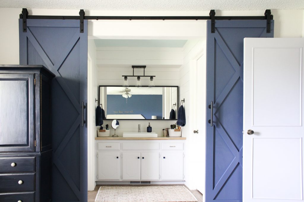 Modern Farmhouse Bathroom Update